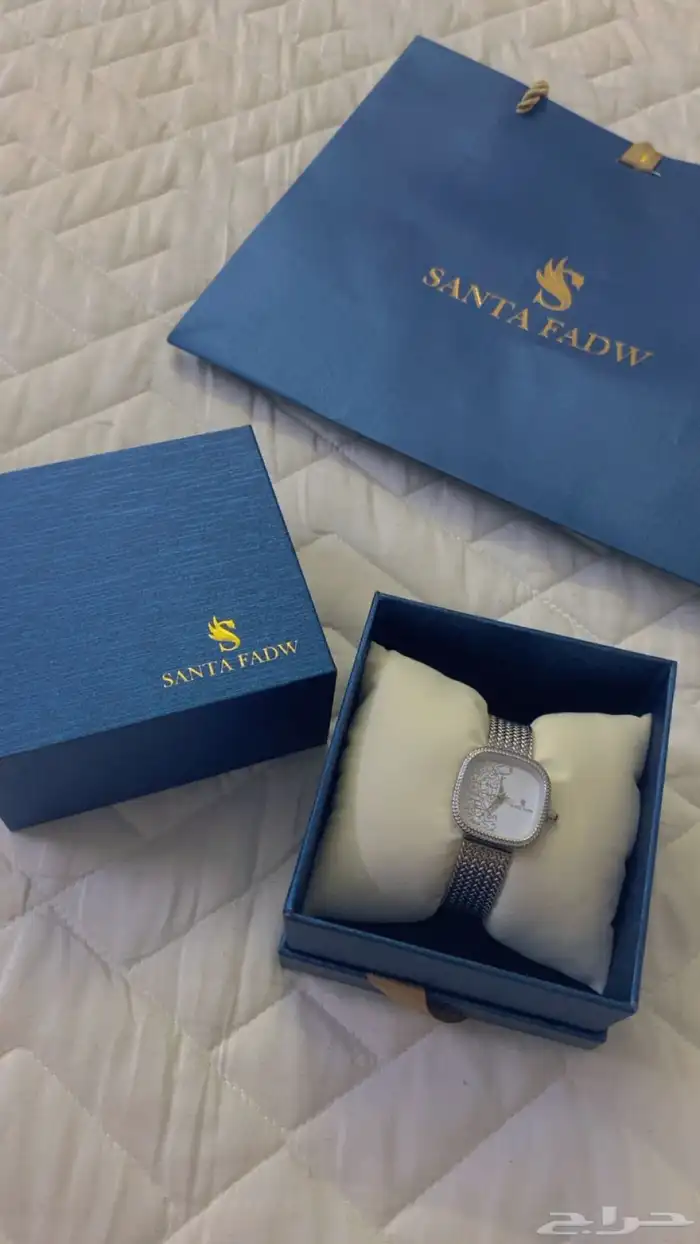 ساعة من SANTA FADW 1