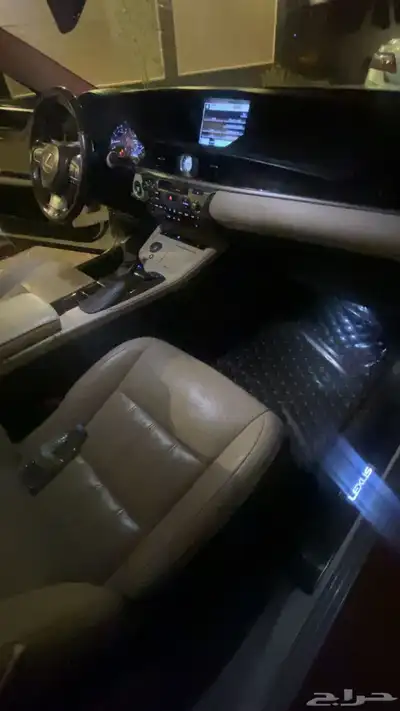 للبيع لكززس 2018 Dd فول كامل index