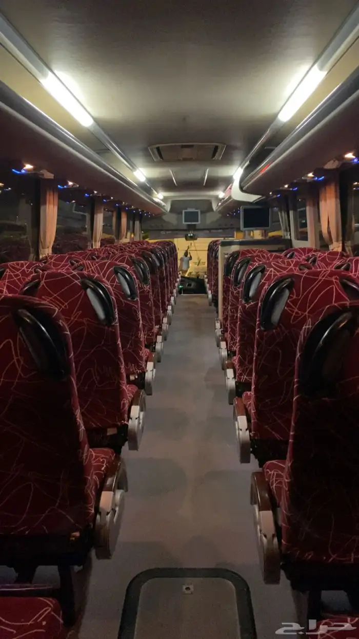 للبيع باص كنج لونج 50 راكب موديل 2013الصامل يتواصل معي واتس 6