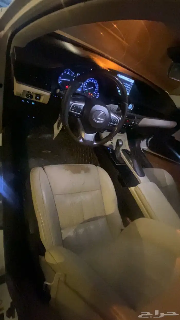 للبيع لكززس 2018 Dd فول كامل 8