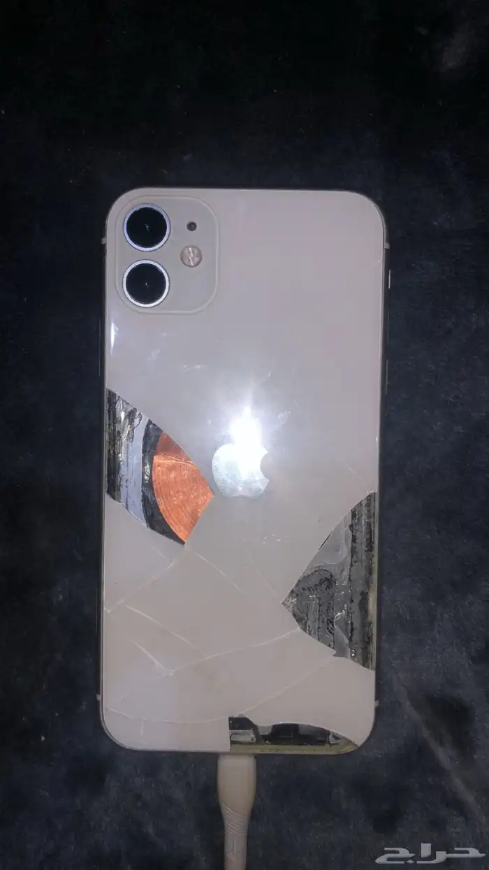 آيفون 11 وآيفون x 0