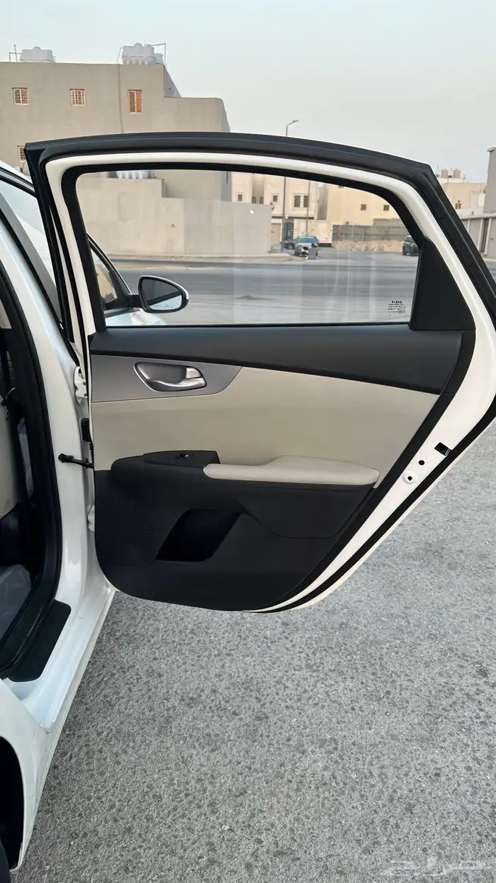 للبيع كيا سيراتو مديل 2023 وكااالة 16