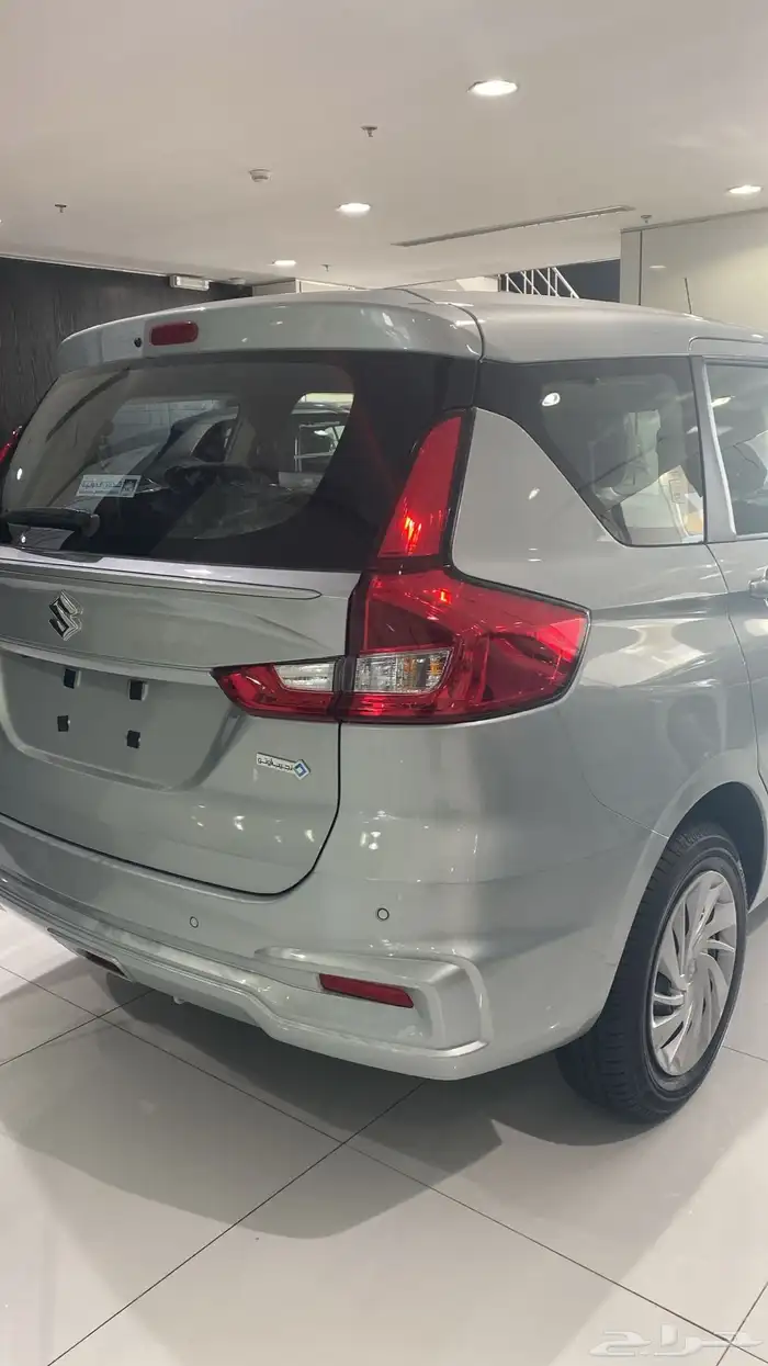 سوزوكي ارتيجا GL و GLX 4