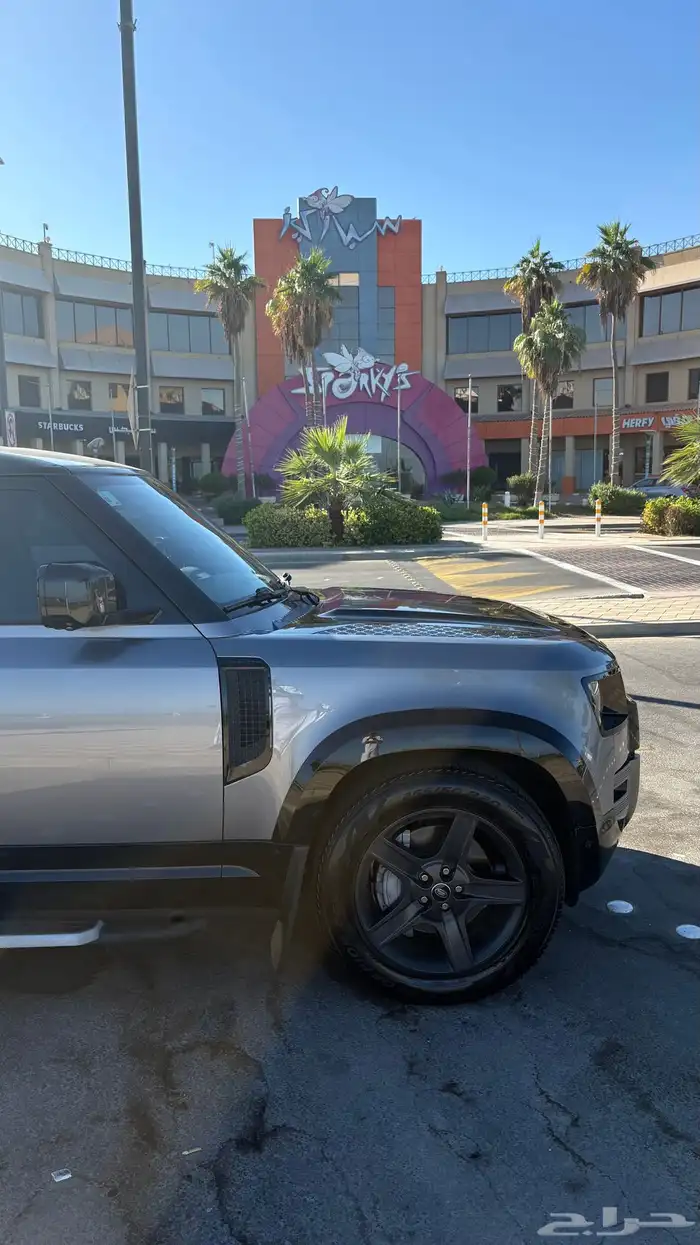 لاندروفر ديفندر 2022 2