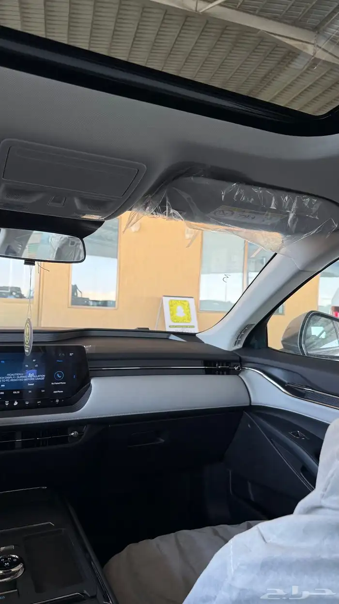 فورد تورس امبيانتي 2026 سعودي ( أسود - رمادي ) بسعر 123400 23