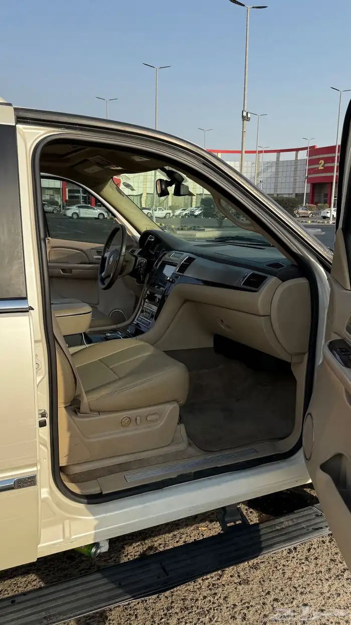 اسكاليد 2009 0