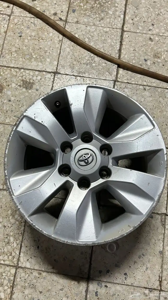 للبيع جنوط هايلوكس دبل وفورتشر 2017 خليجي 3