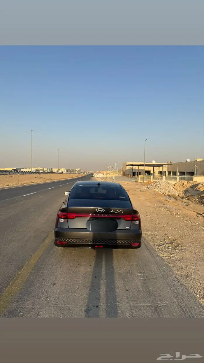 اكسنت 2025 لون رمادي 2