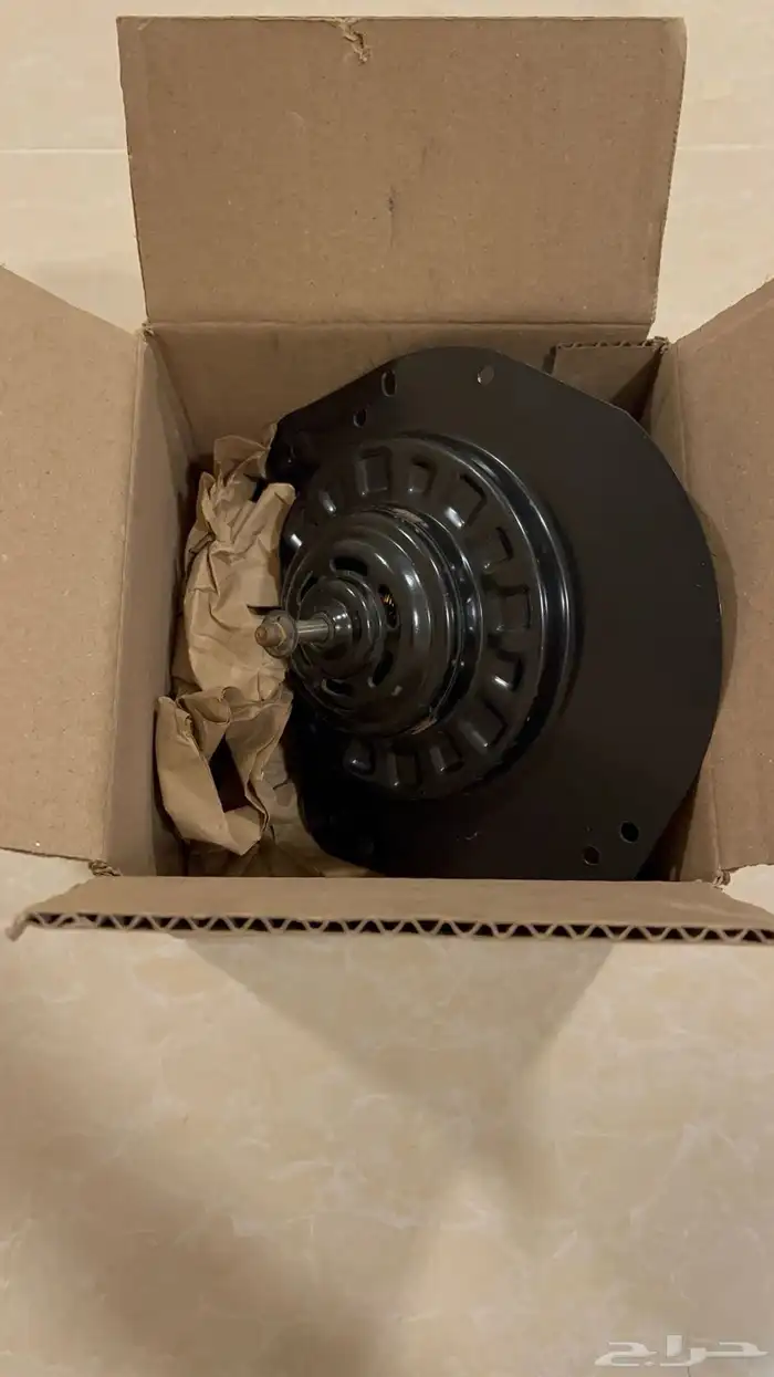 مروحة مكيف فورد فكتوريا ماركيز 1