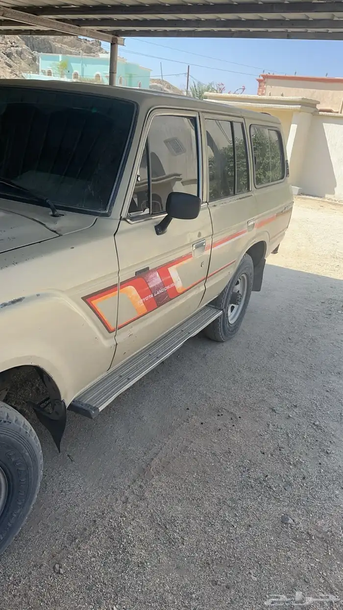 لاند كروزر 83 للبيع 0
