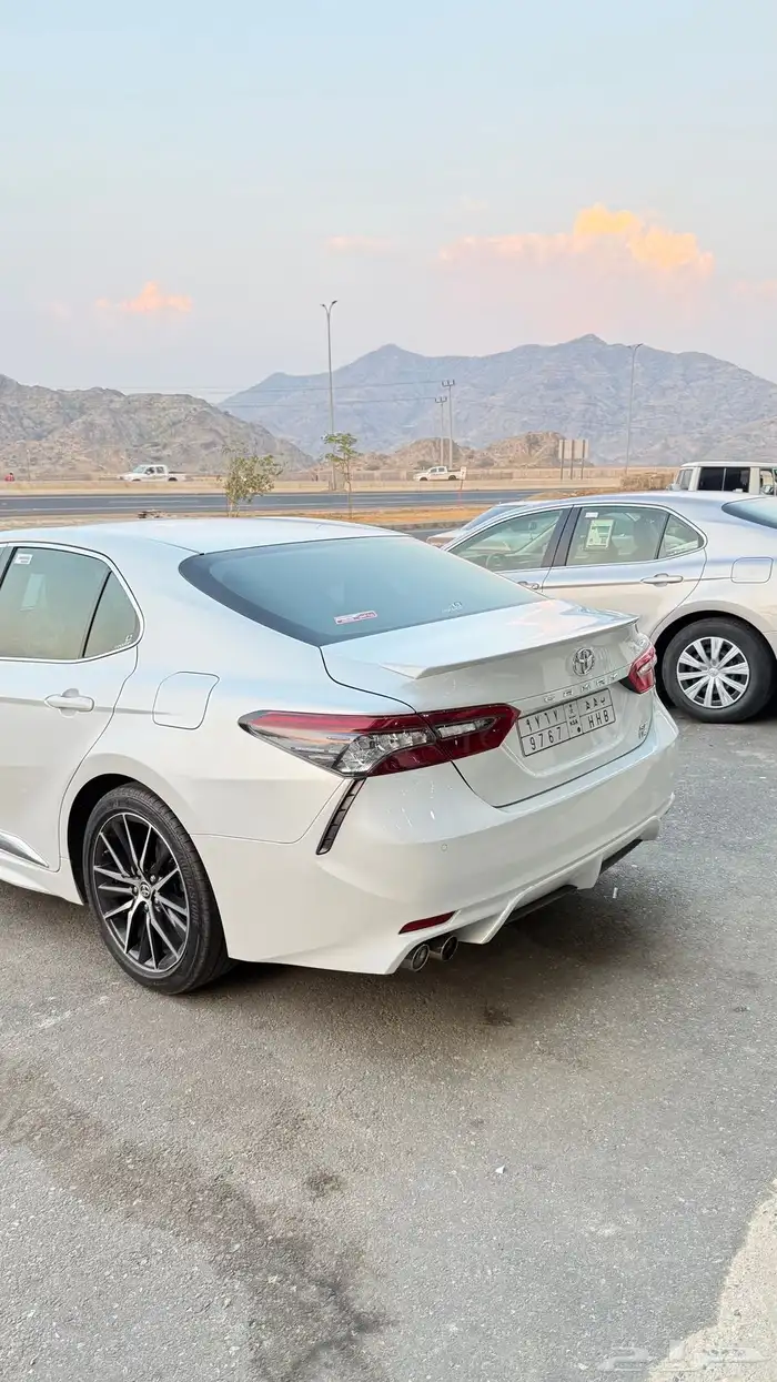 للبيع كامري 2021 سبورت 6 سلندر 8