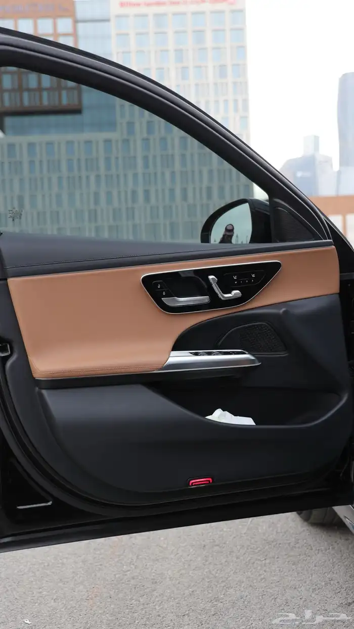 مرسيدس E .. وكالة ( وين الصامل ) 7