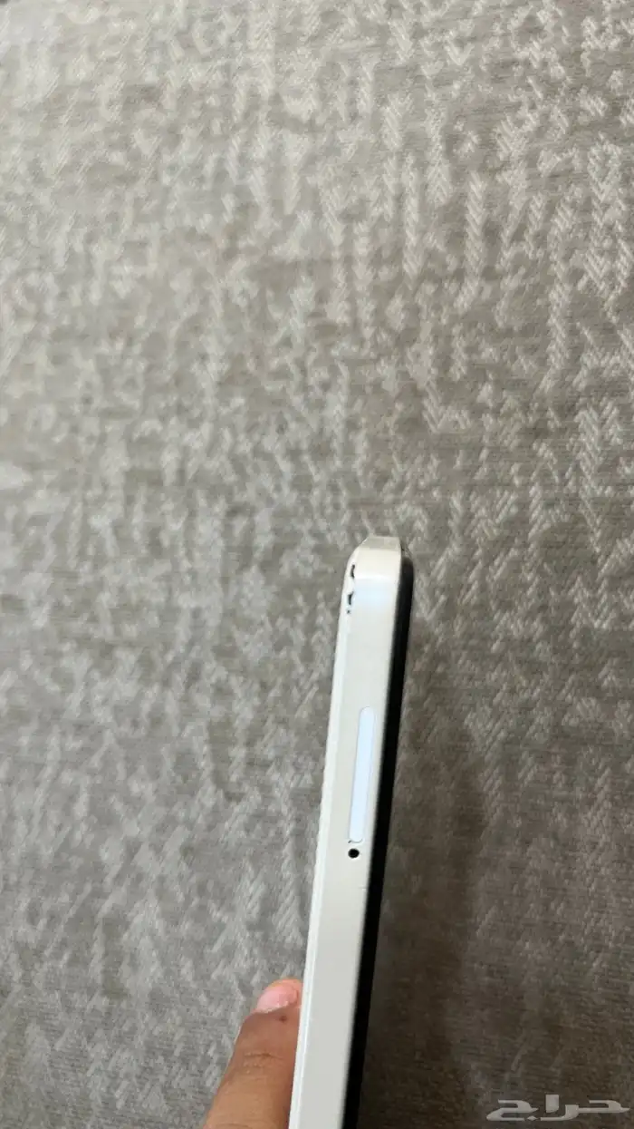 السلام عليكم الجوال نظيف والسعر 450 والي يجي يصير صامل 3