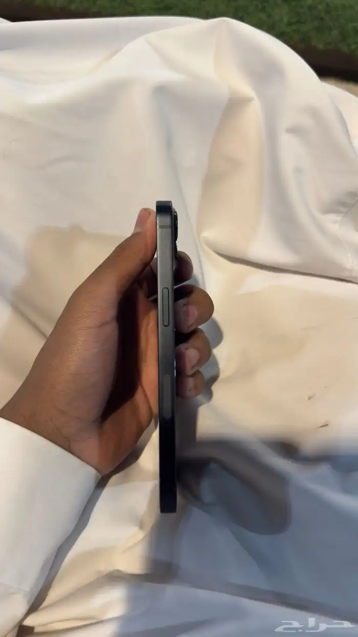 ايفون 13 عادي اسود 5