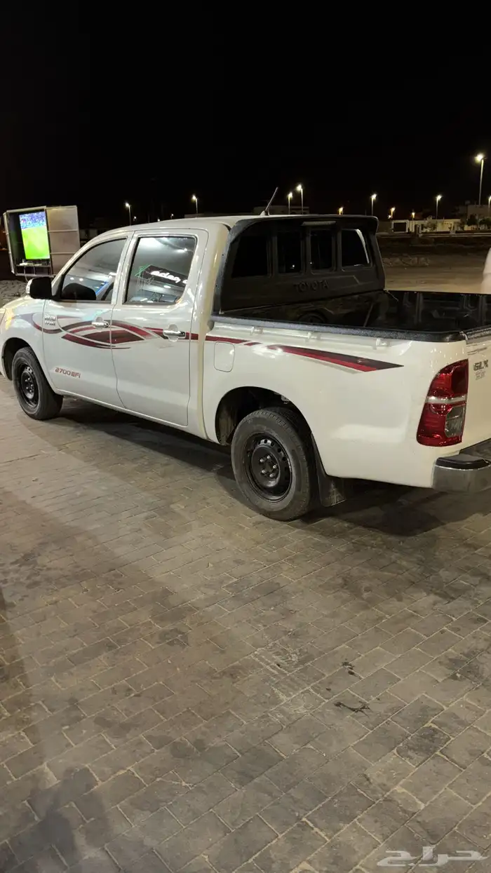 هايلوكس خليجي 2015 تماتيك 4