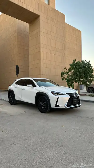 لكزس UX200 موديل 2019 مالك اول سعودي index
