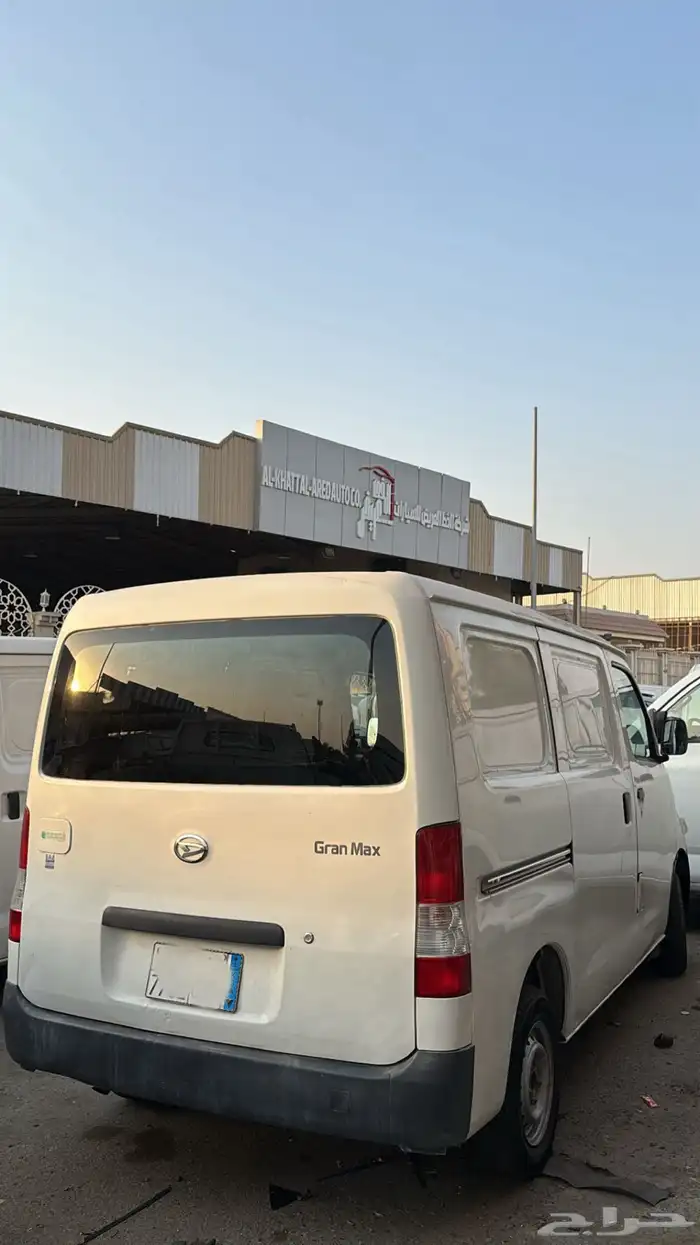 دباب - ديهاتسو - 2011 - مخزن ممشى قليل 3