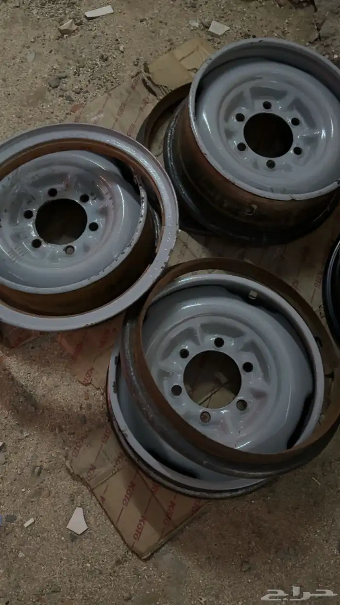 جنوط جيب مقاس 15 شنابر العدد 3. واحد مقاس 17 0