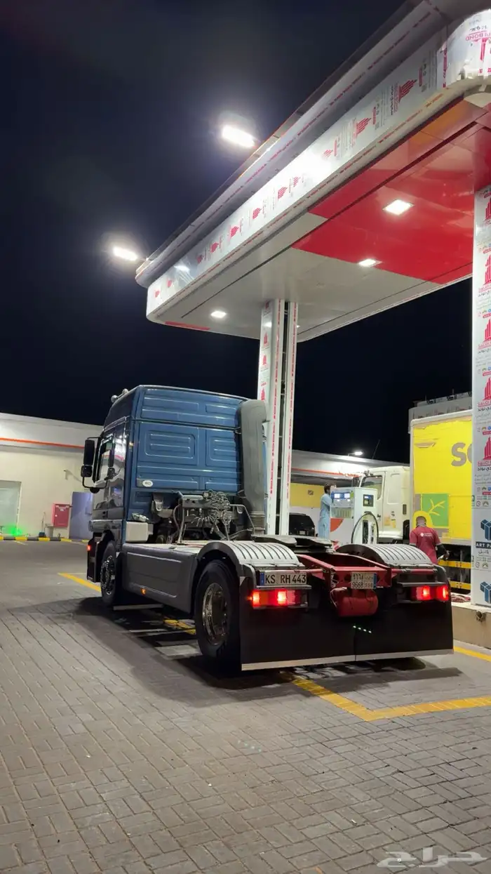 راس تريلة للسحب والنقل 1