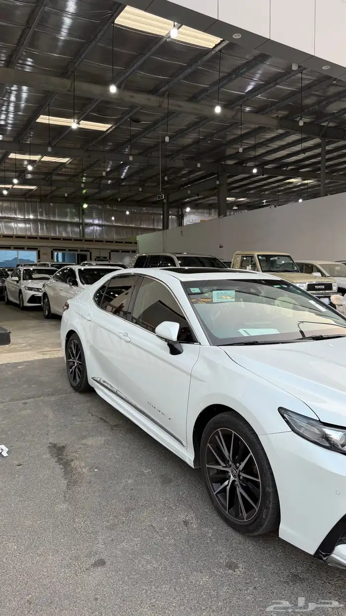 للبيع كامري 2021 سبورت 6 سلندر 3