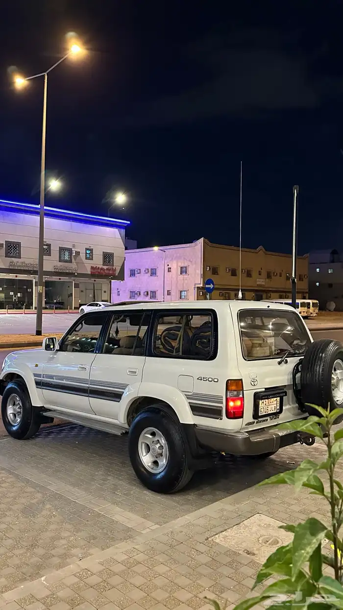 لاندكروزر VXR1992وارد الكويت 6