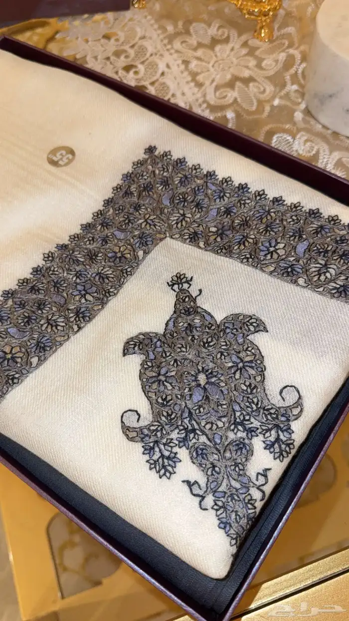 طقم قطعة قماش مع شال كشميري 0