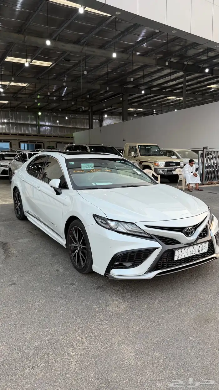 للبيع كامري 2021 سبورت 6 سلندر 2