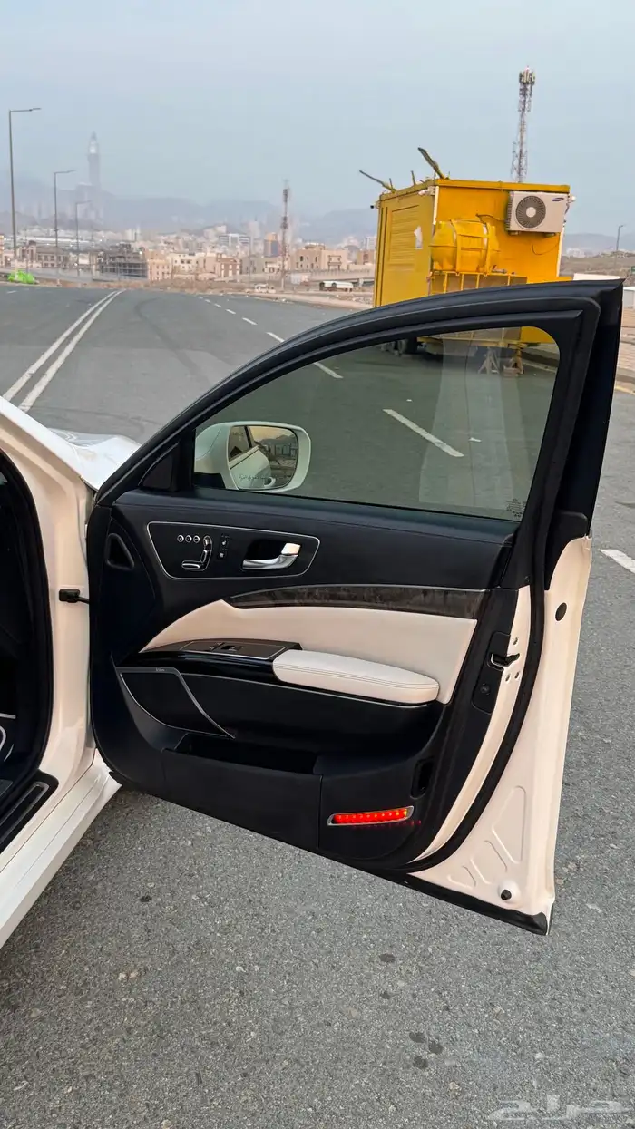 كيا كوريس 2016 اعلى فئة 8 سلندر قمة في النظافة 34