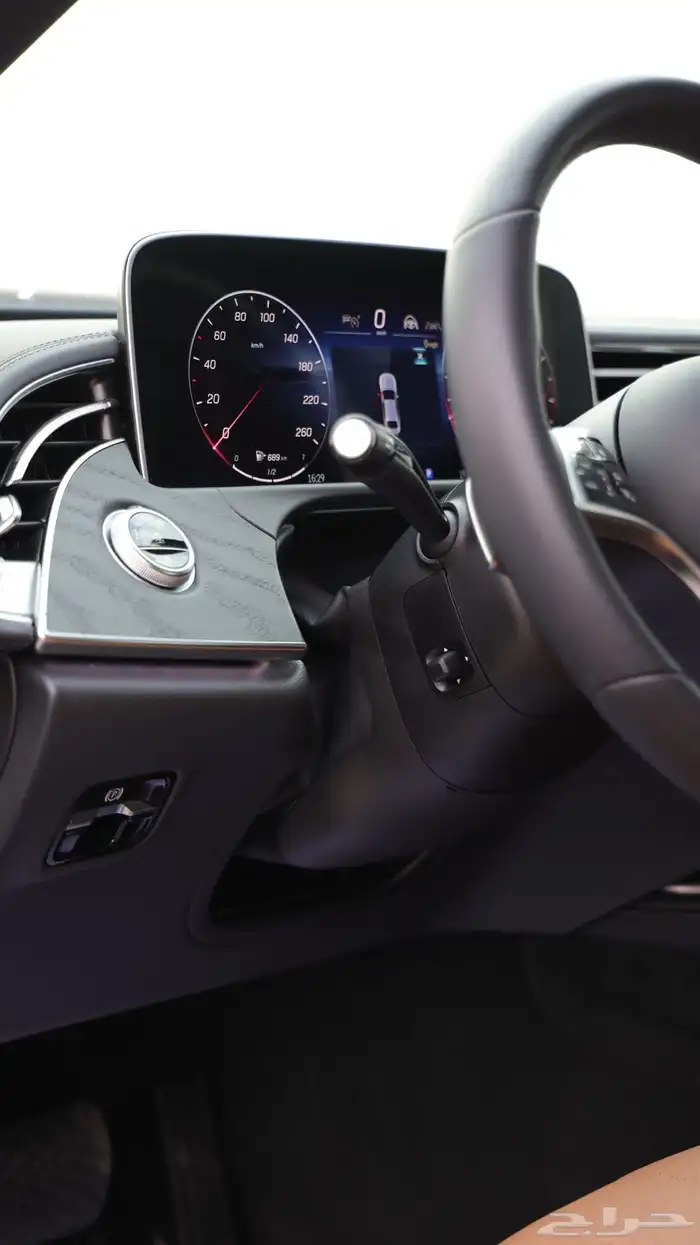 مرسيدس E .. وكالة ( وين الصامل ) 26