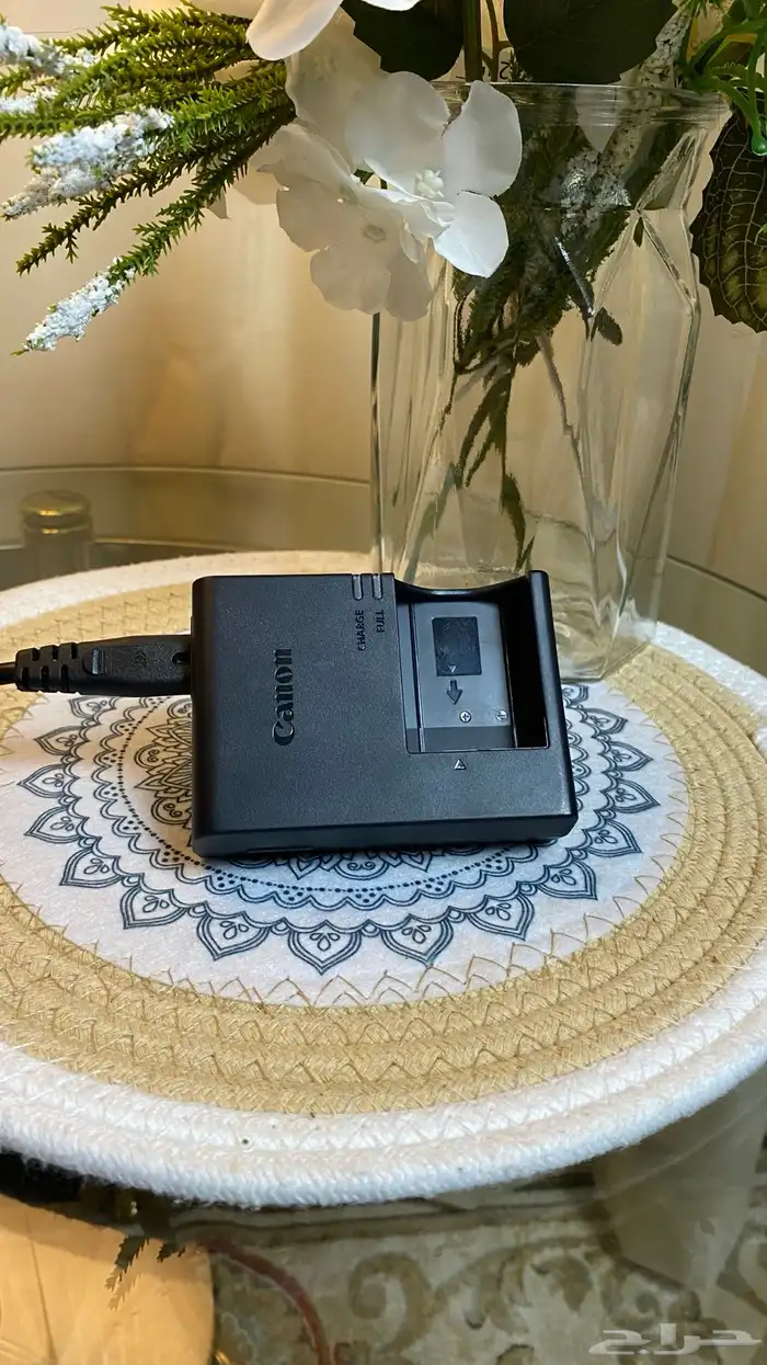 كاميرا كانون 250D بيع مستعجل 4