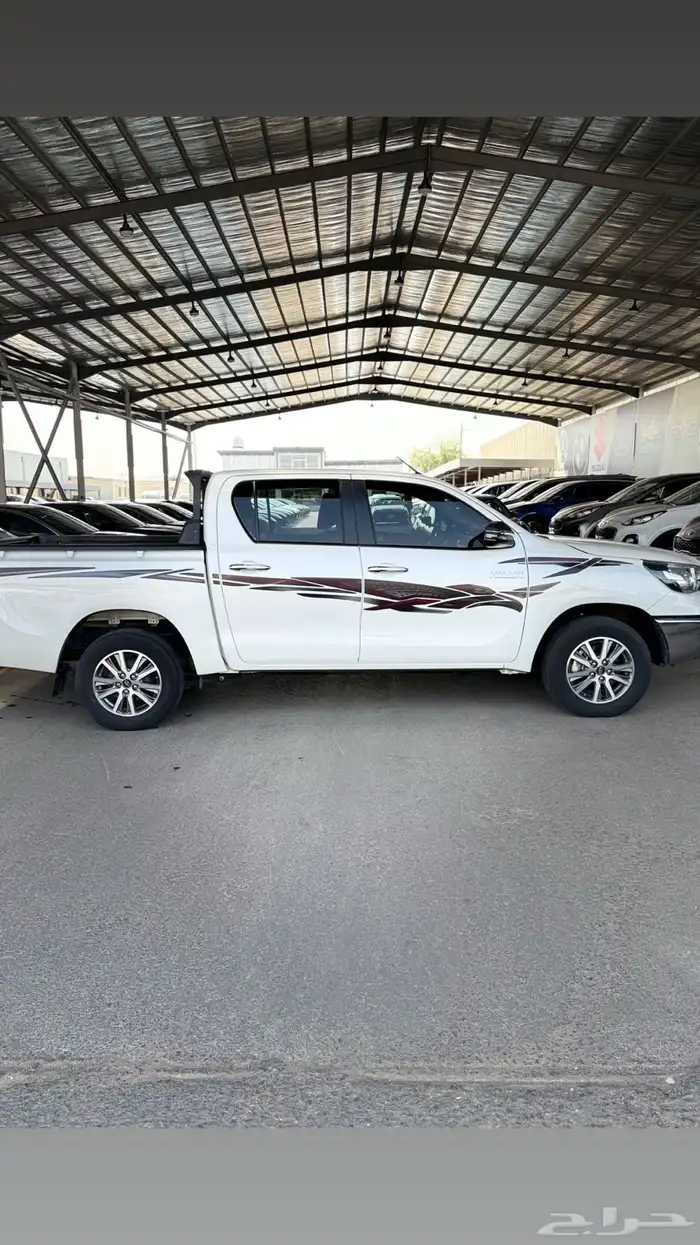 تويوتا هايلوكس 2022. ( تم البيع ) 5