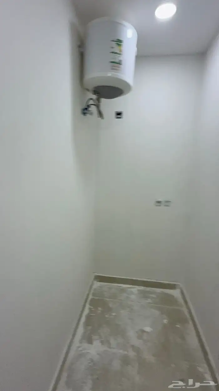 للبيع شقه نظام دوبلكس مع حوش وكراج وسطح خاص 11