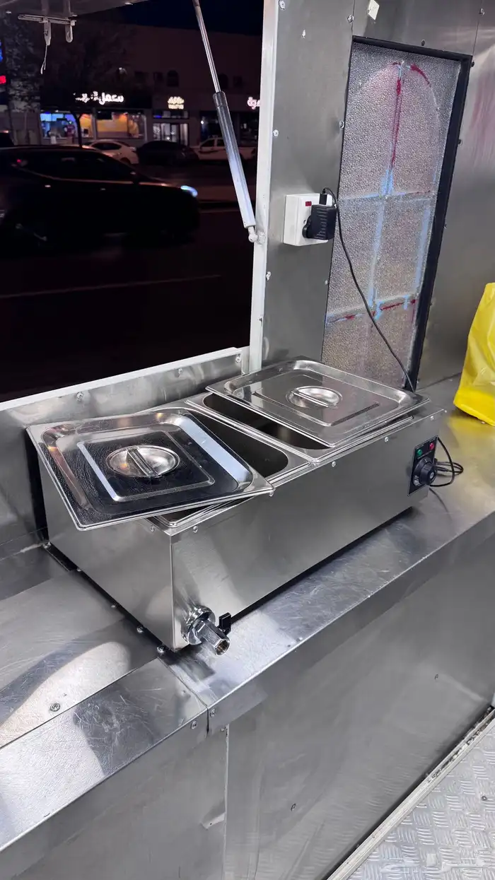 فود ترك للايجار او البيع يوجد عليه تصريح بلدية 6