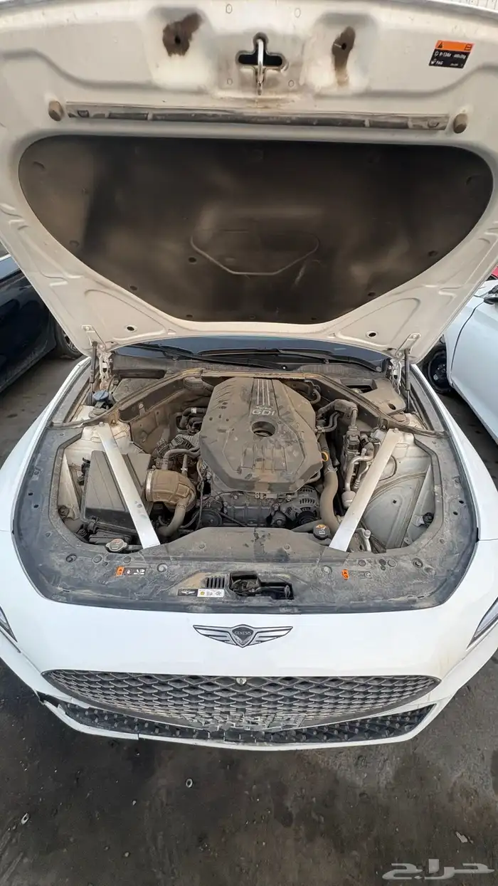 جنسس G70 2024 14