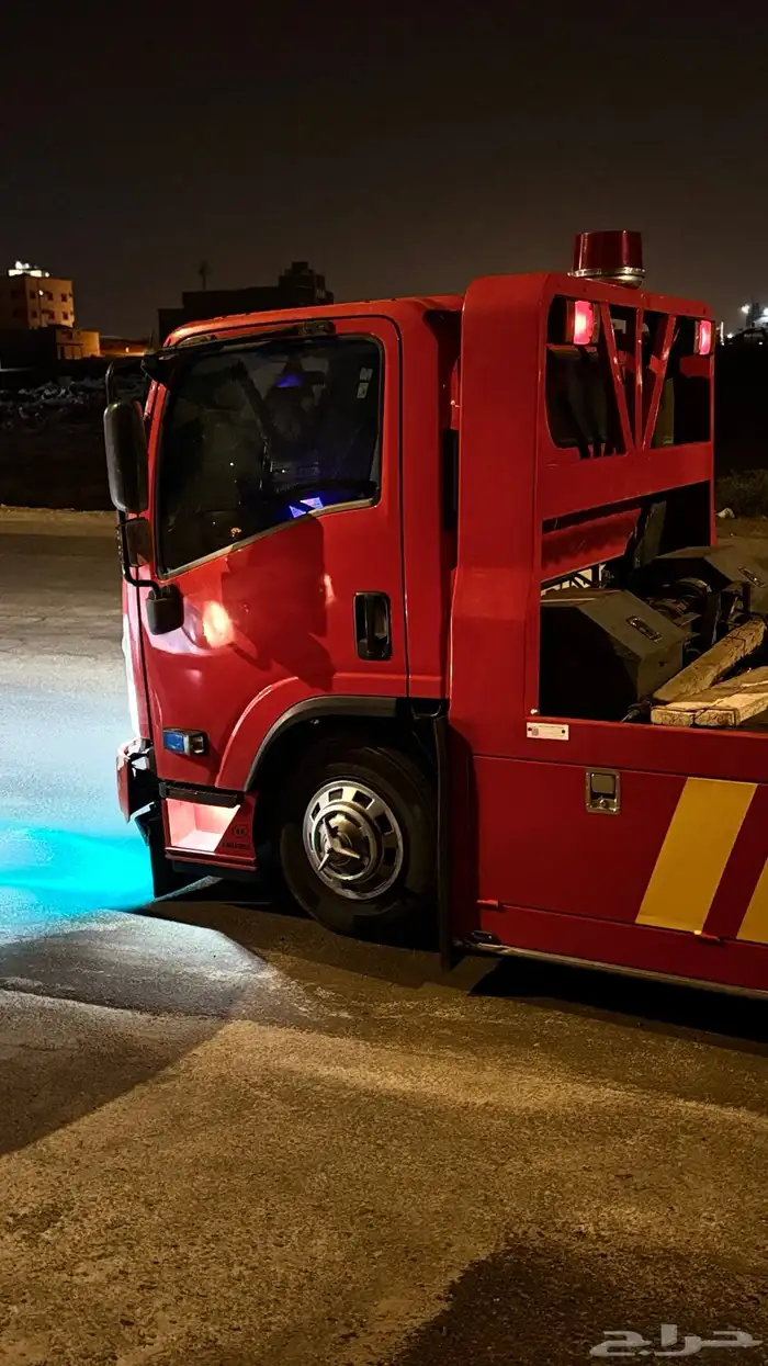 سطحة سطحه الخميس ابها احد رفيده الصناعيه وادي بن هشبل 0