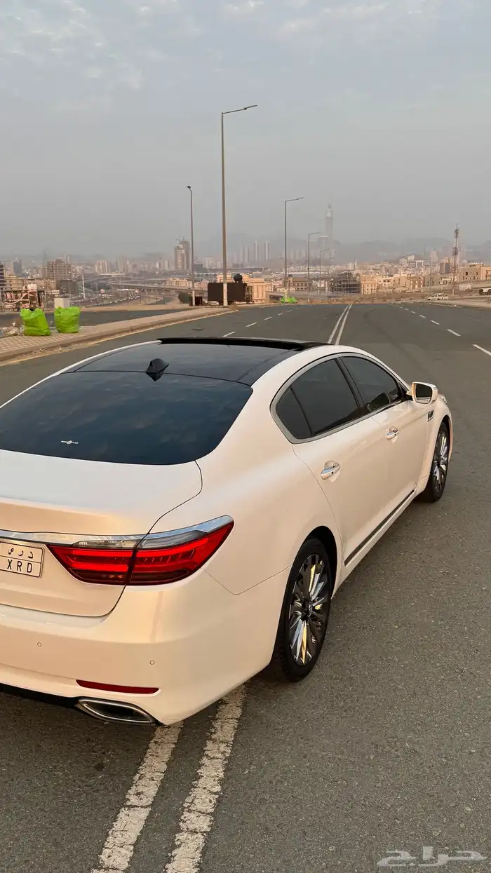 كيا كوريس 2016 اعلى فئة 8 سلندر قمة في النظافة 20