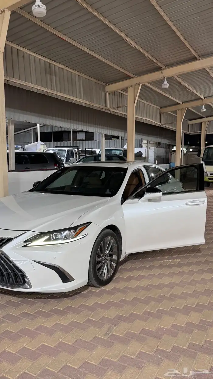 لكزس Es300h BH 2022 2