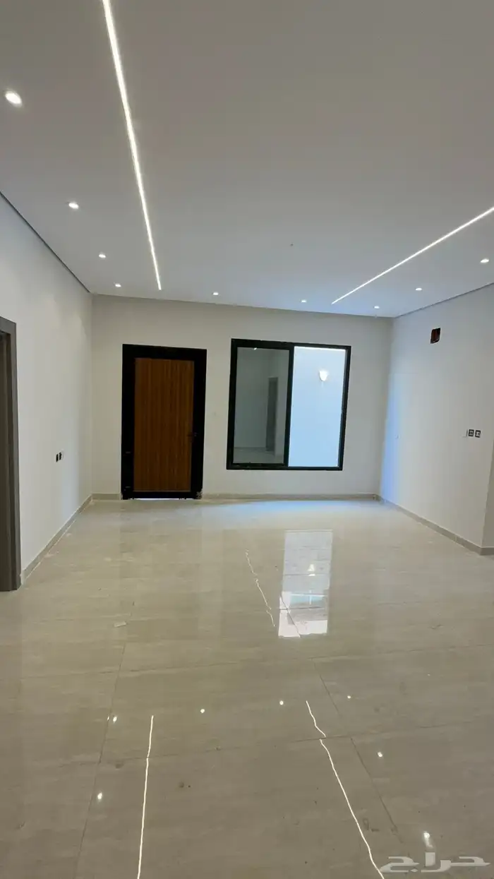 للبيع شقه نظام دوبلكس مع حوش وكراج وسطح خاص 9