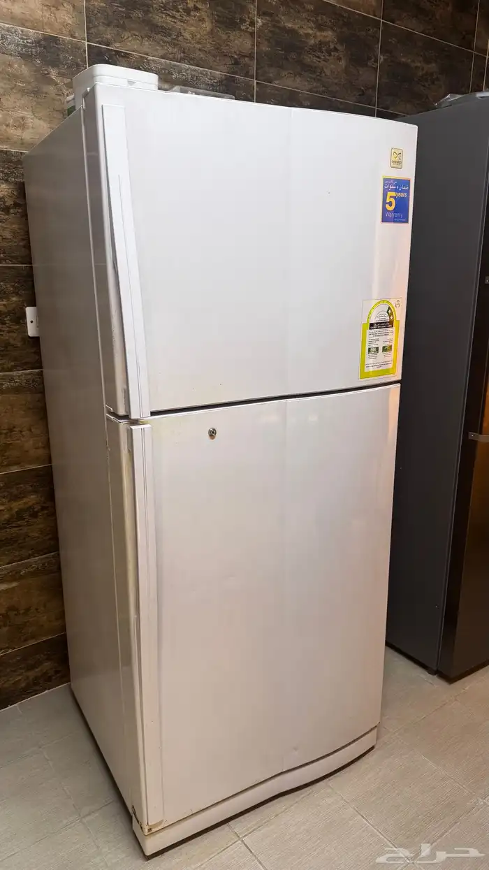 ثلاجة مستخدمه نظيفة 0