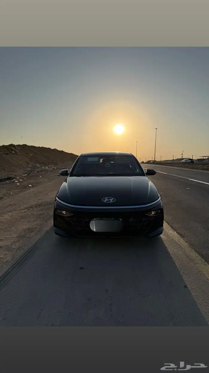 اكسنت 2025 لون رمادي 1