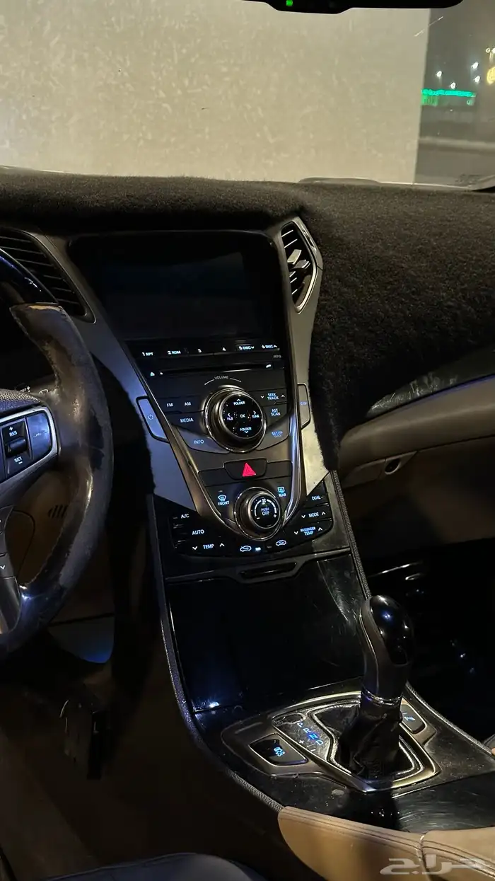 لبيع ازيرا 2014 10