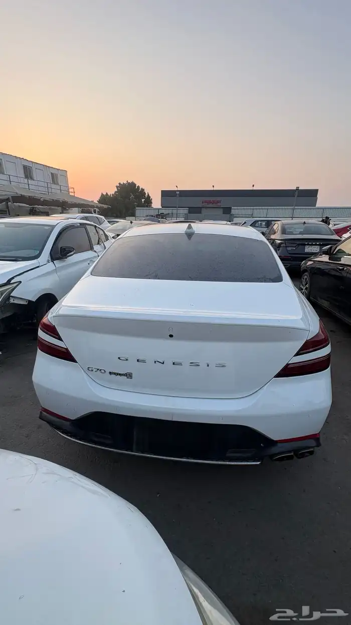 جنسس G70 2024 6