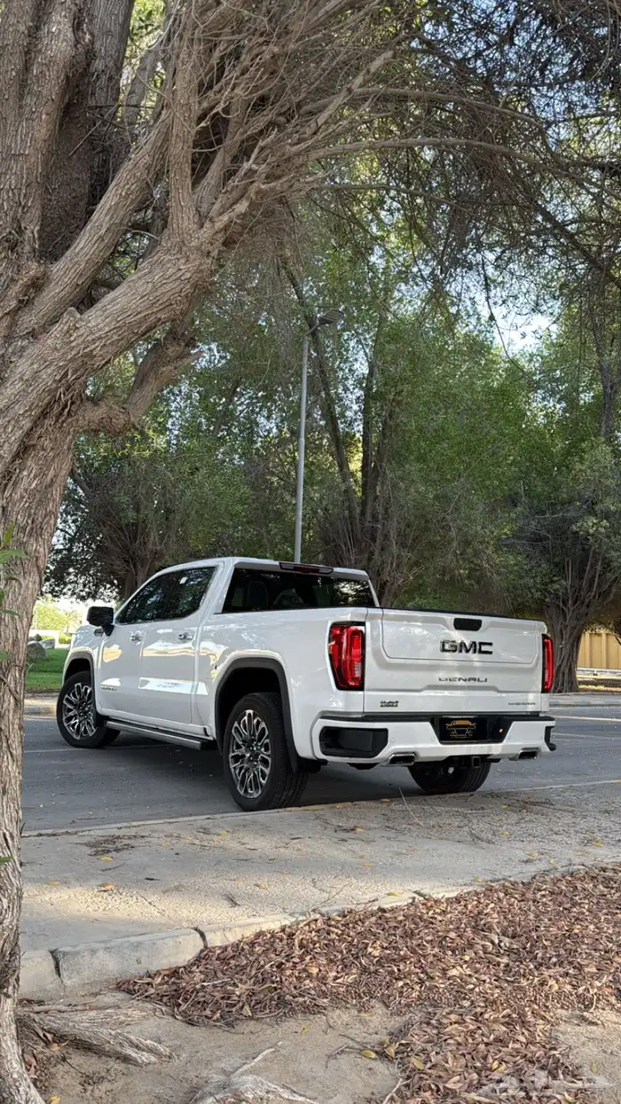 جمس سيرا -2025- دينالي التميت- 6.2- اعلى فئة-ممشى قليل 10