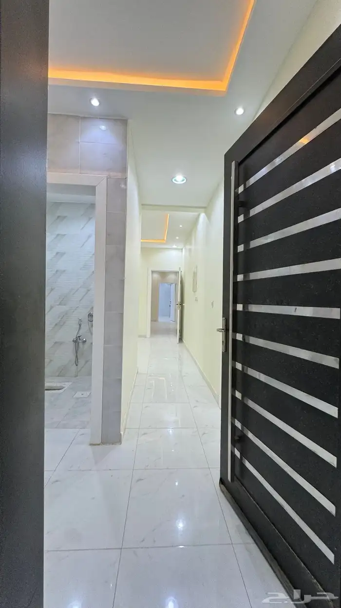 للايجار فيلا بالمجمعة 1