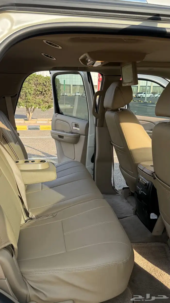 اسكاليد 2009 13