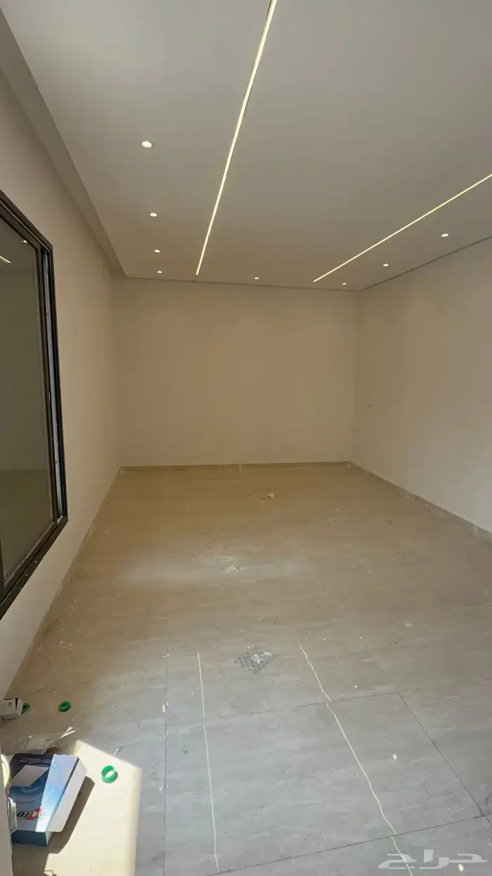 للبيع شقه نظام دوبلكس مع حوش وكراج وسطح خاص 5