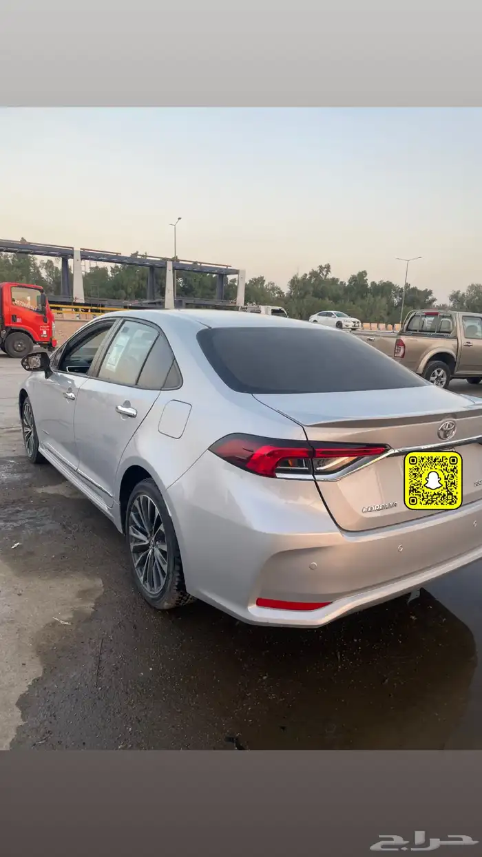 تويوتا كورولا فل كامل مصدوم 10