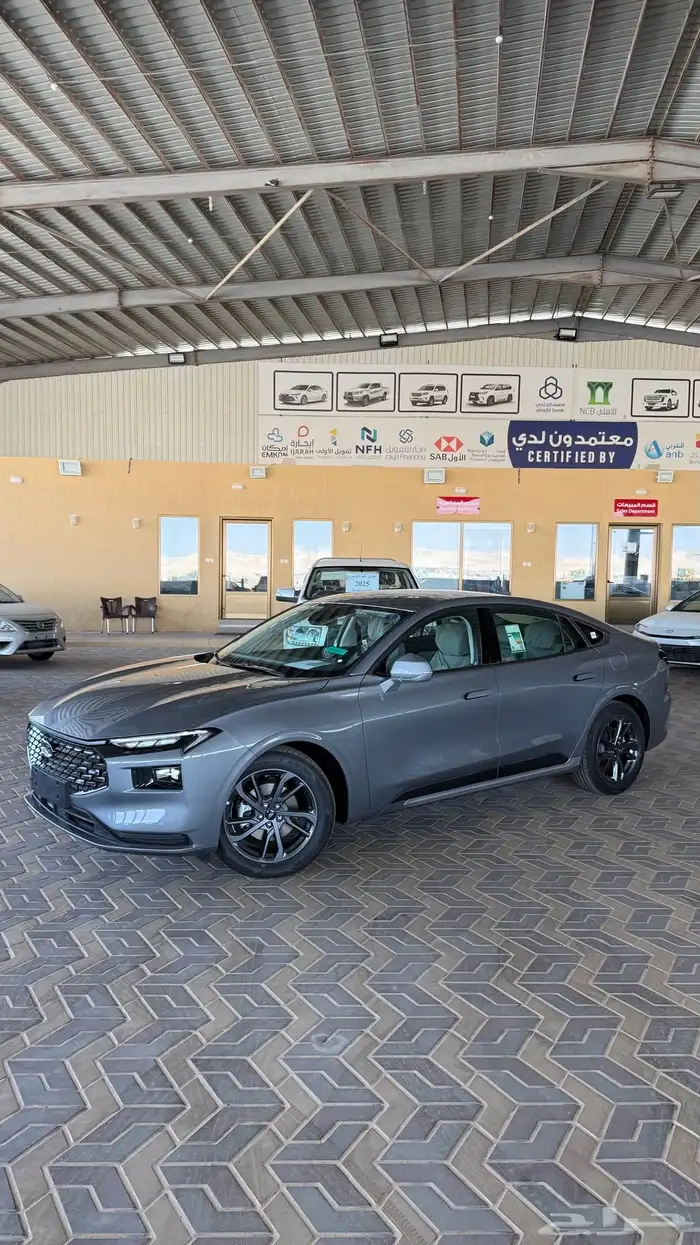 فورد تورس امبيانتي 2026 سعودي ( أسود - رمادي ) بسعر 123400 8