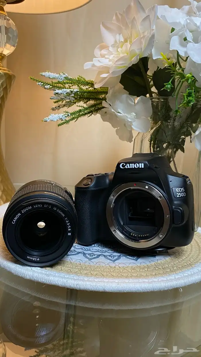 كاميرا كانون 250D بيع مستعجل 0