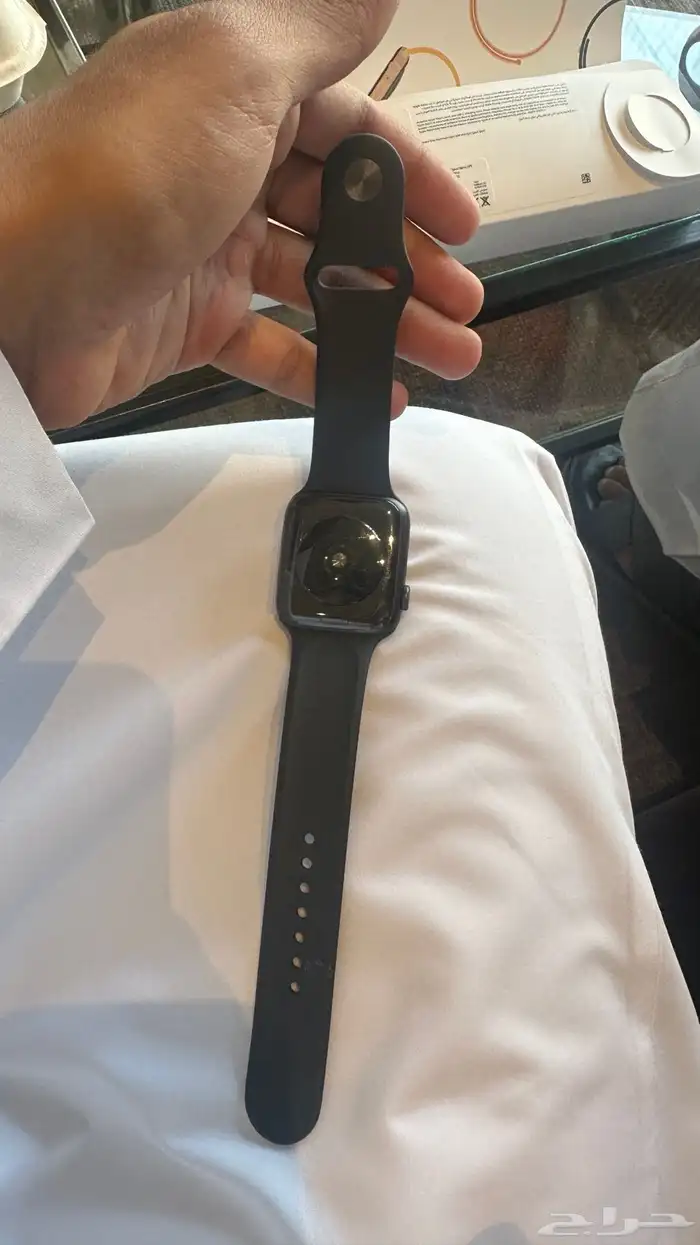 ساعة ابل SE للبيع 2